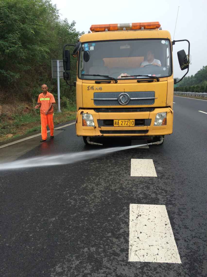 常吉高速公路养护项目部在2015年国检中获得佳绩